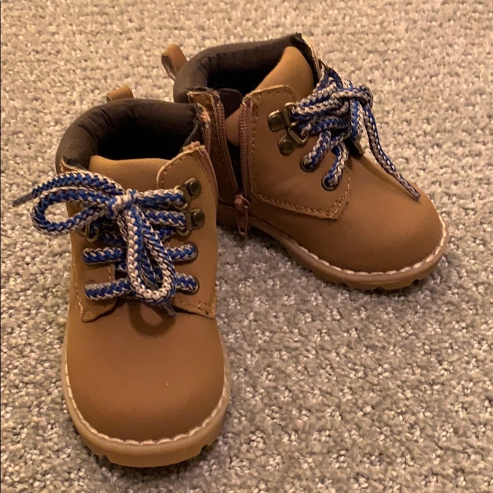 Gymboree boots